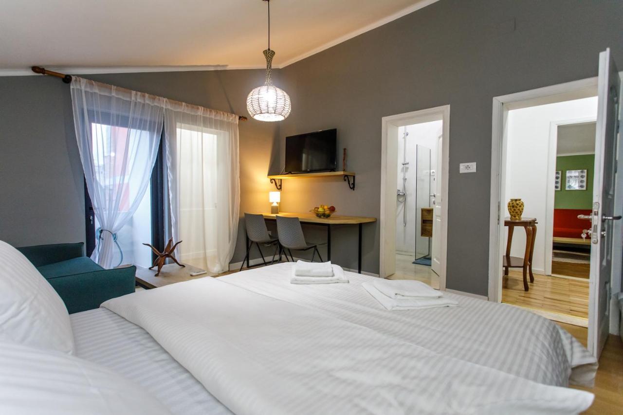 24 Apartament Tirana