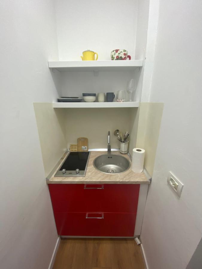 24 Apartament